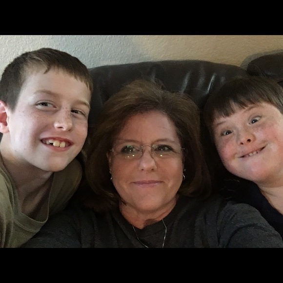 Meet your Posher, Laura - Picture 7 of 8